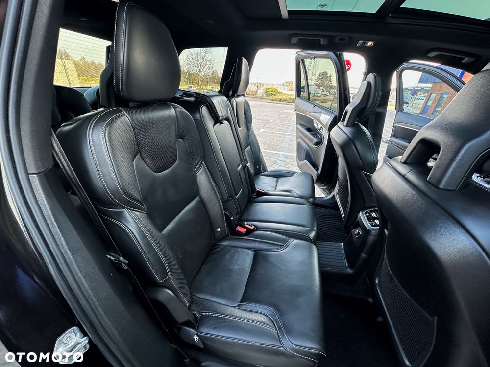 Volvo XC 90 T8 AWD Plug-In Hybrid R-Design 7os - 15