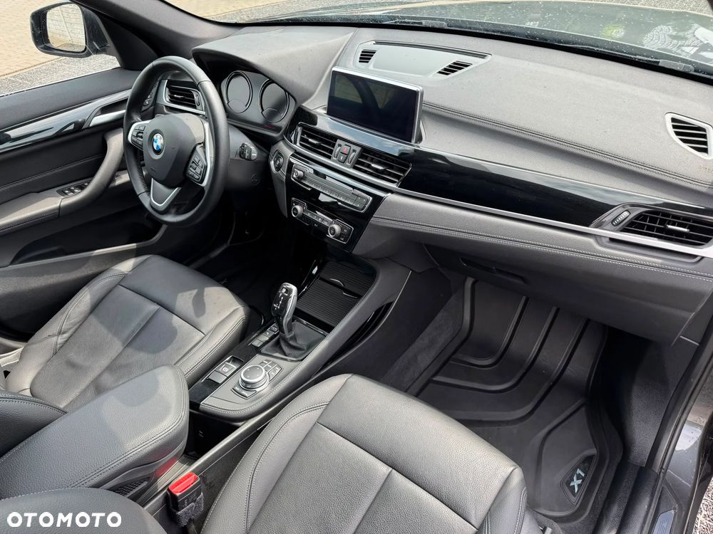 BMW X1 sDrive20i xLine - 14