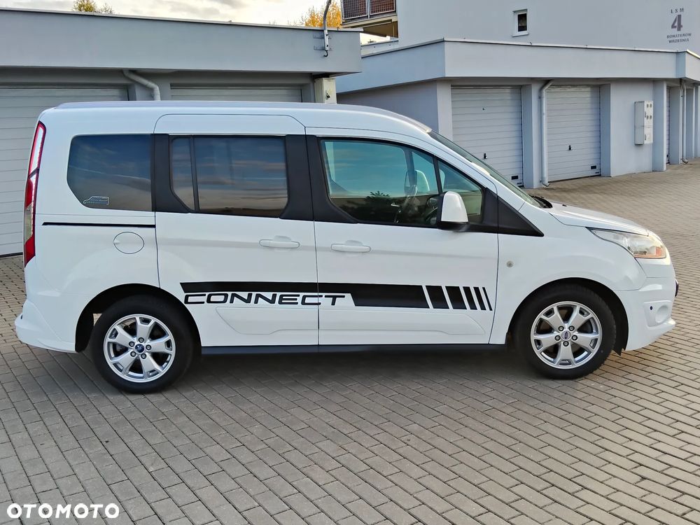 Ford Tourneo Connect - 16