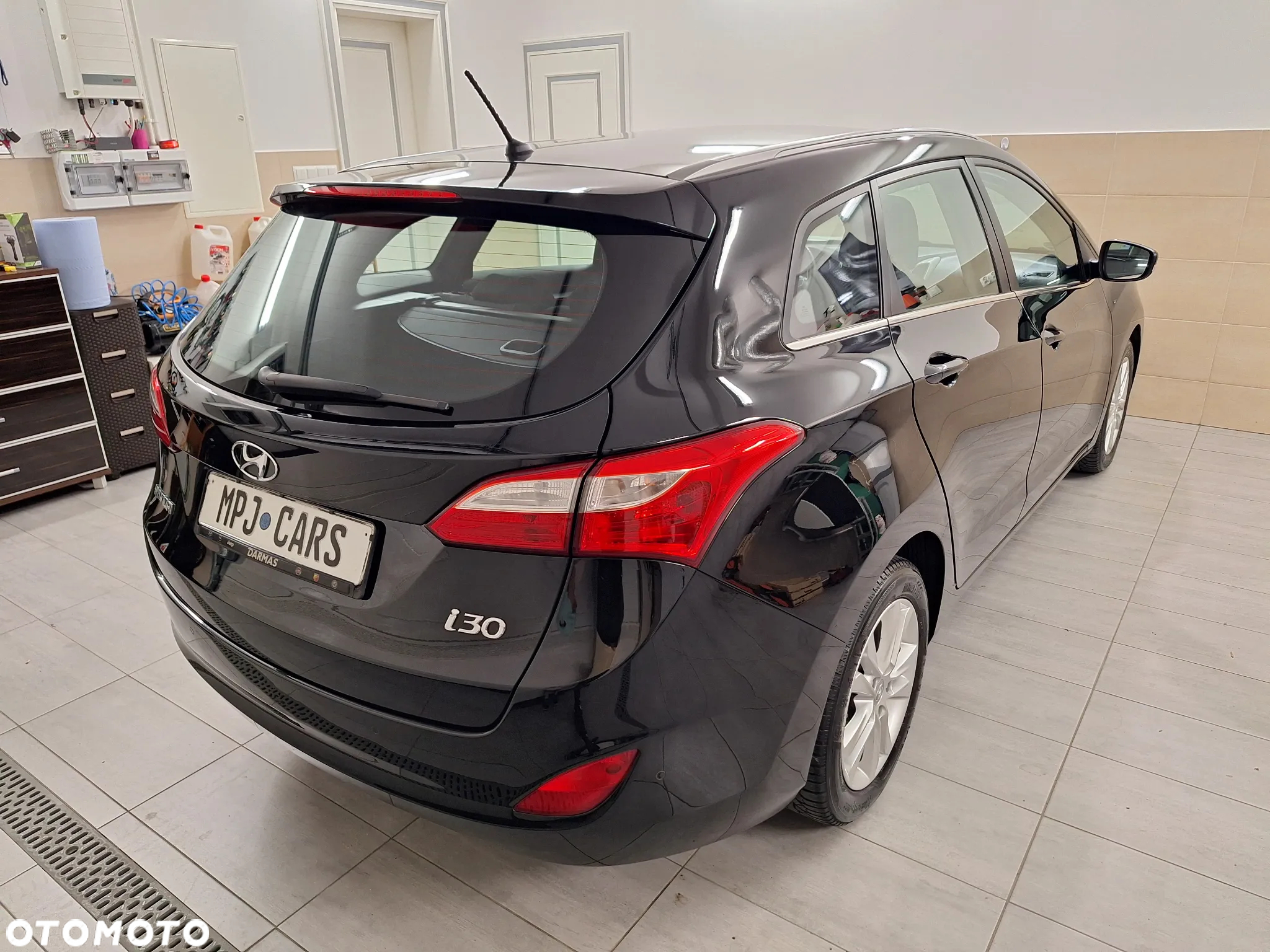 Hyundai i30 Kombi 1.4 Passion Plus - 11