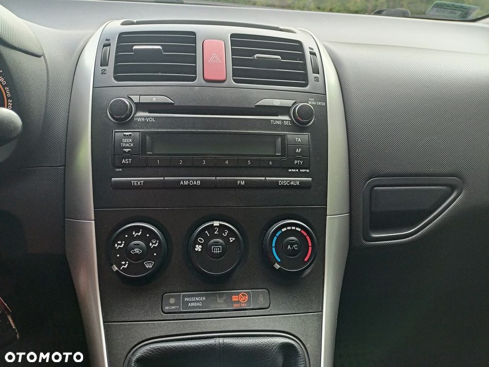 Toyota Auris 1.33 VVT-i Life Comfort - 15