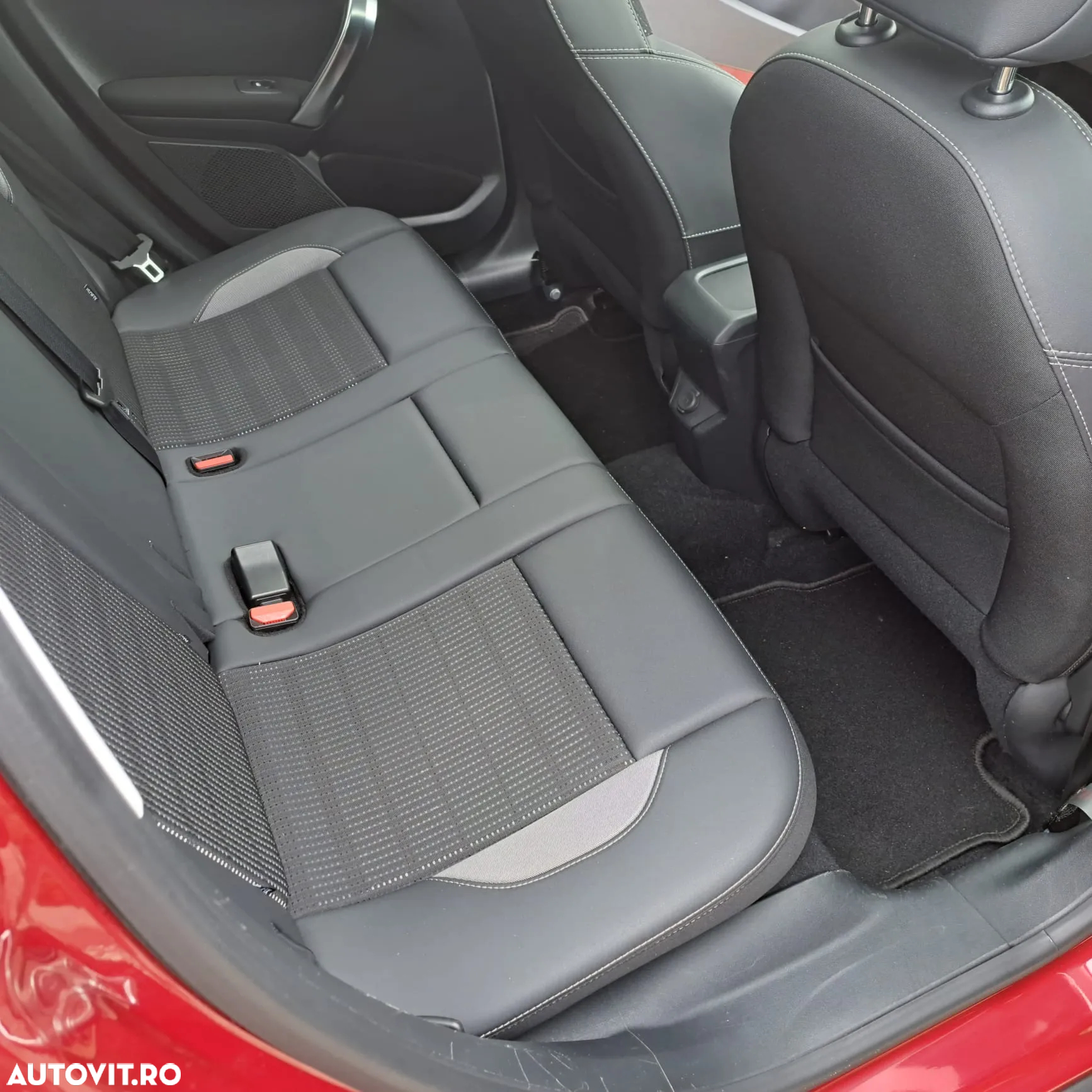 Peugeot 2008 PureTech 110 Stop&Start Allure - 27