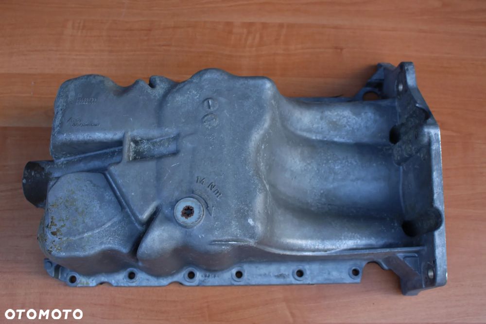 MISKA OLEJU OLEJOWA OPEL MERIVA B CORSA D ASTRA J A12XER A14XER A14NET A14NEL B14NET 55562729  55568035 - 5