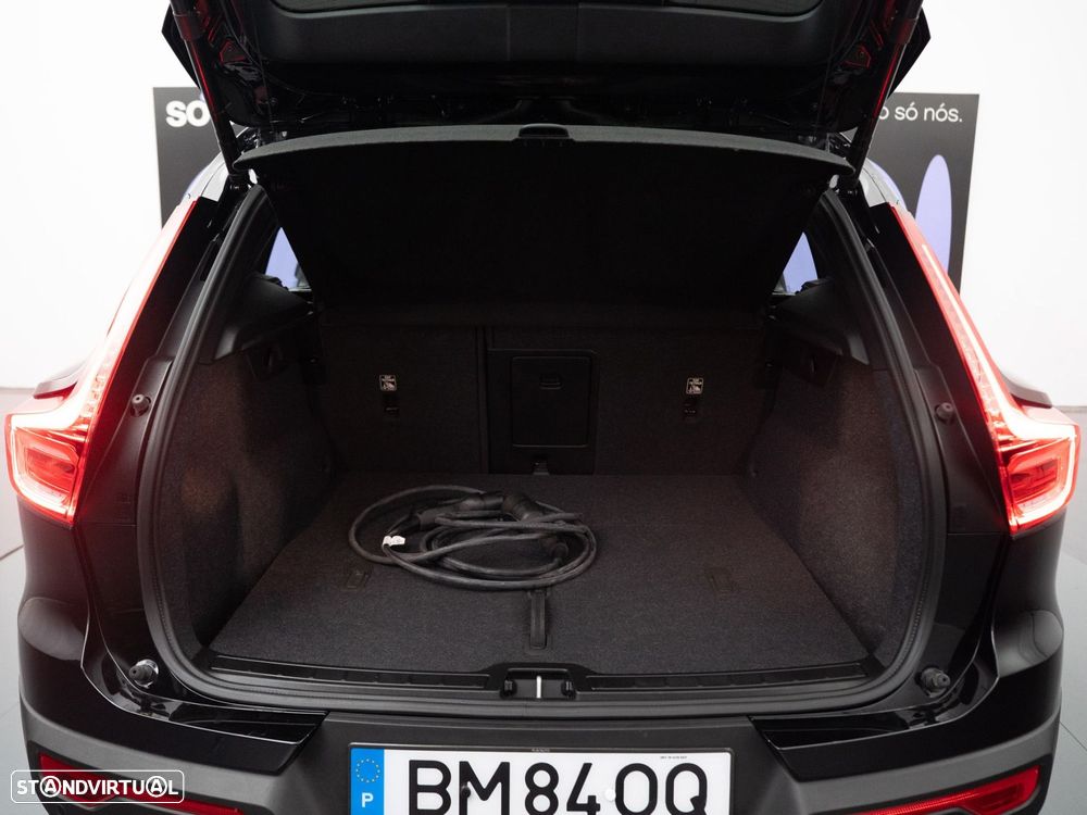 Volvo EX40 82 kWh Single Motor Extended Range Core - 11