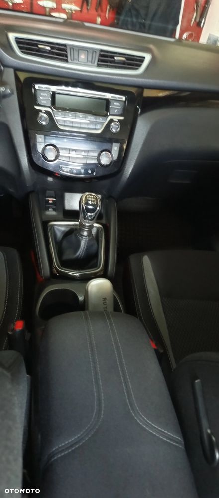 Nissan Qashqai 1.2 DIG-T N-Connecta - 27