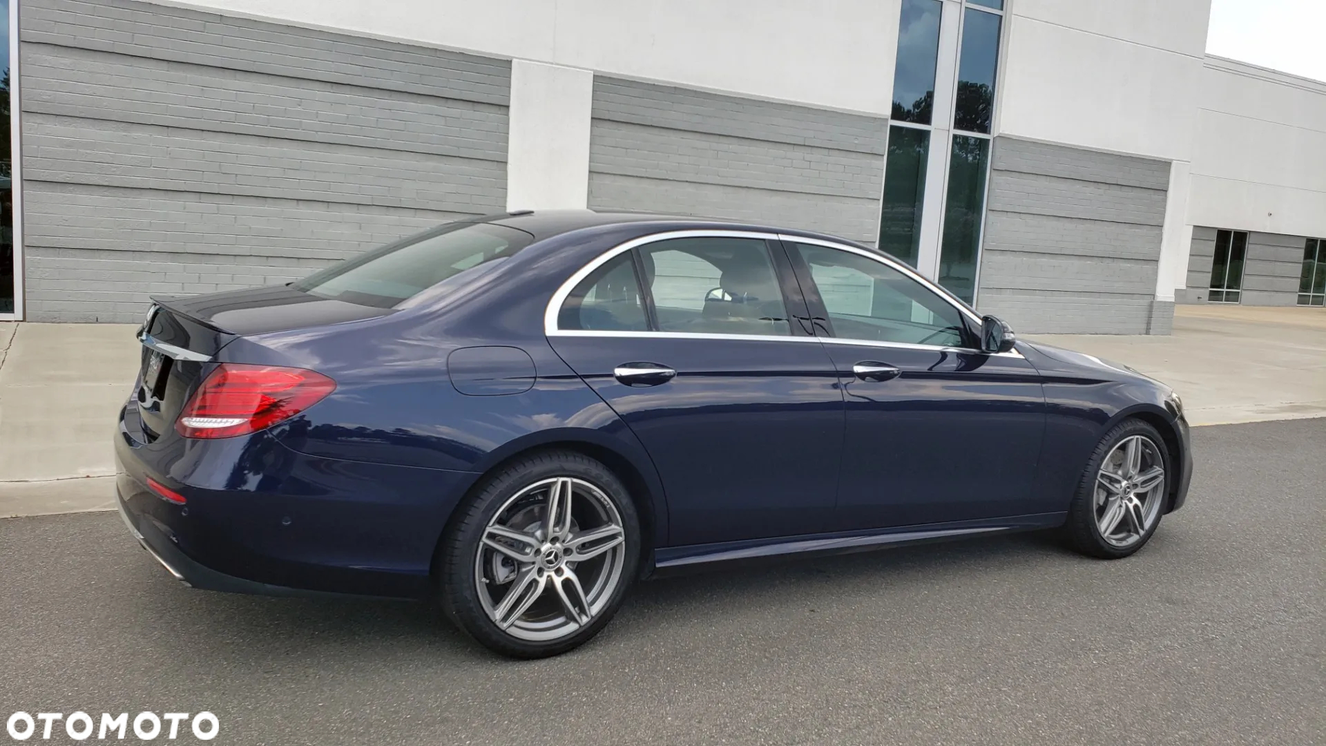 Mercedes-Benz Klasa E - 8