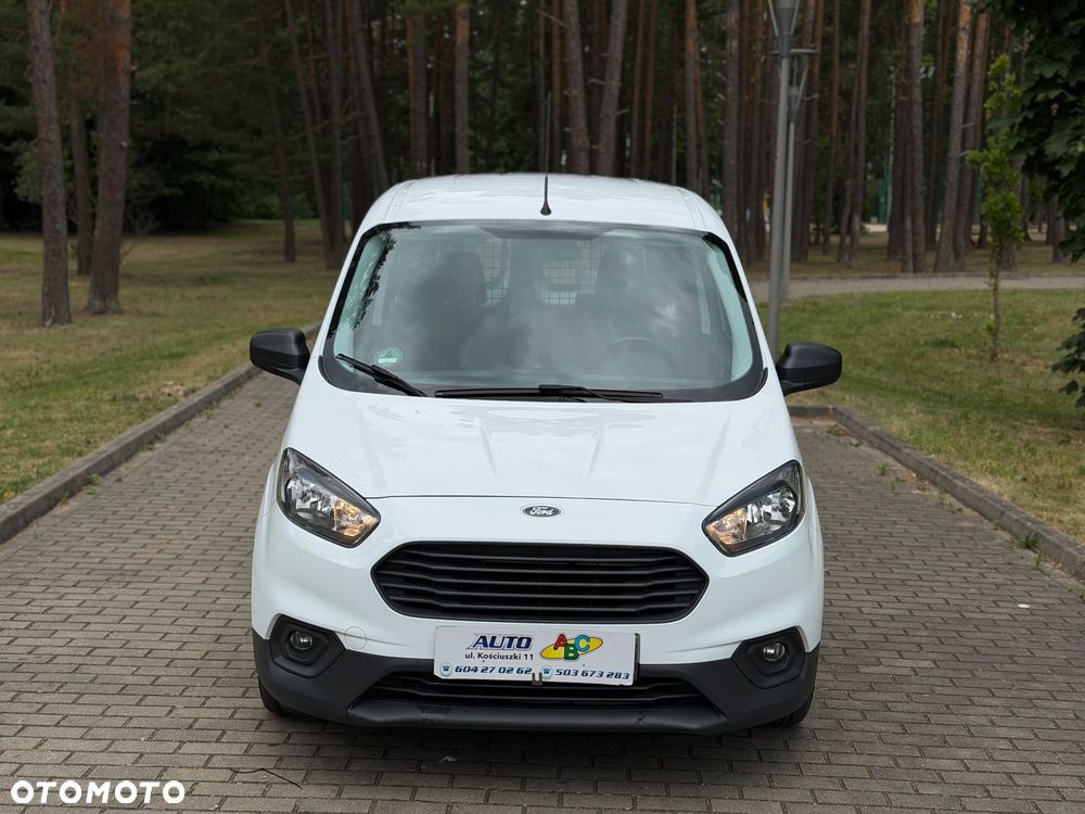 Ford Transit Courier - 2