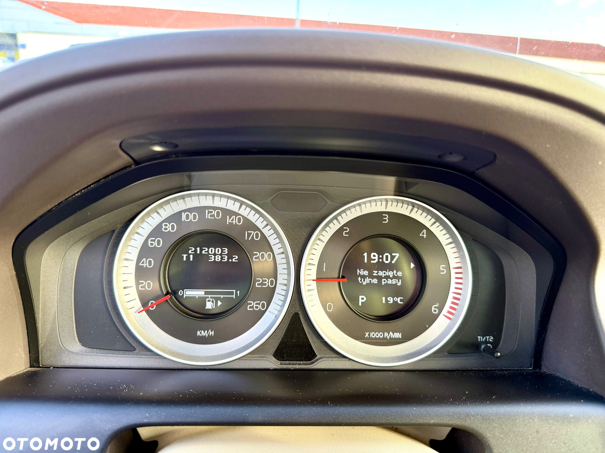 Volvo XC 60 2.4D AWD Momentum - 19