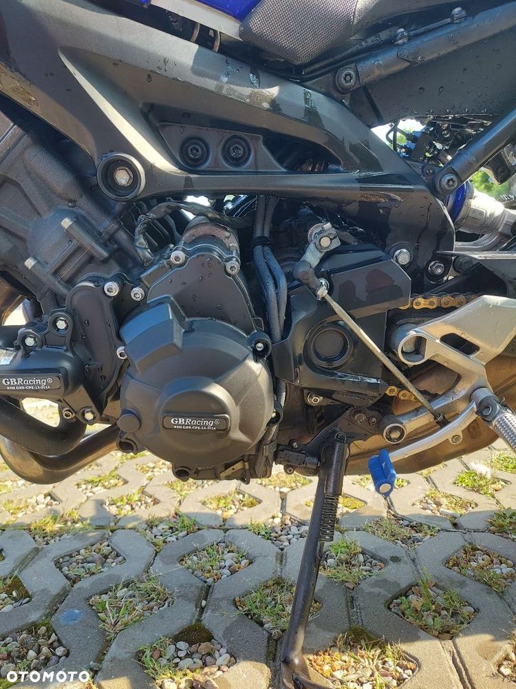Yamaha MT - 6