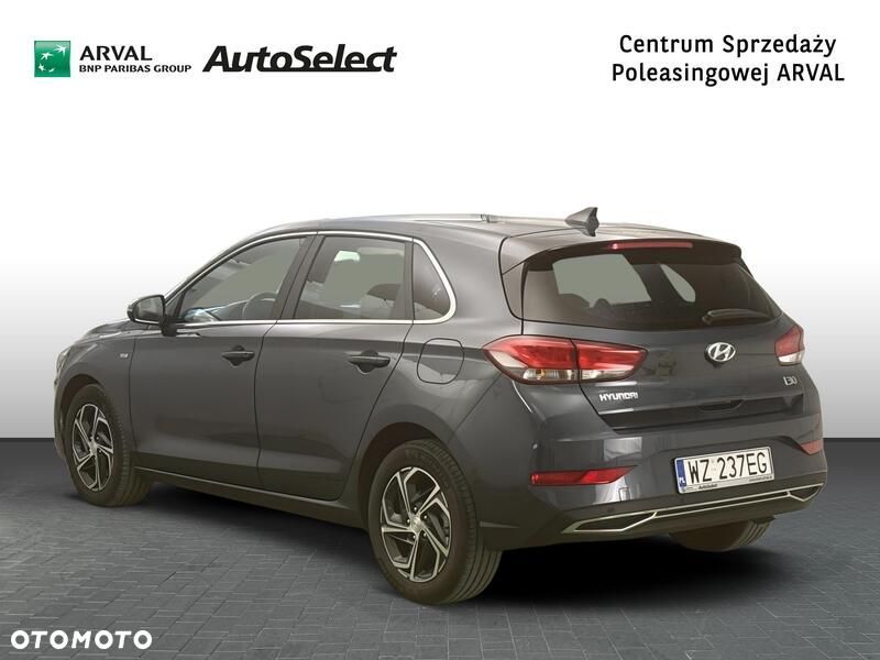 Hyundai i30 1.5 T-GDI 48V Comfort DCT - 3
