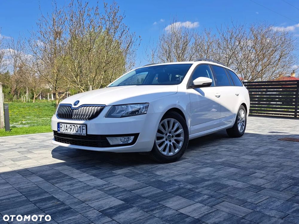 Skoda Octavia 2.0 TDI Ambition DSG - 1