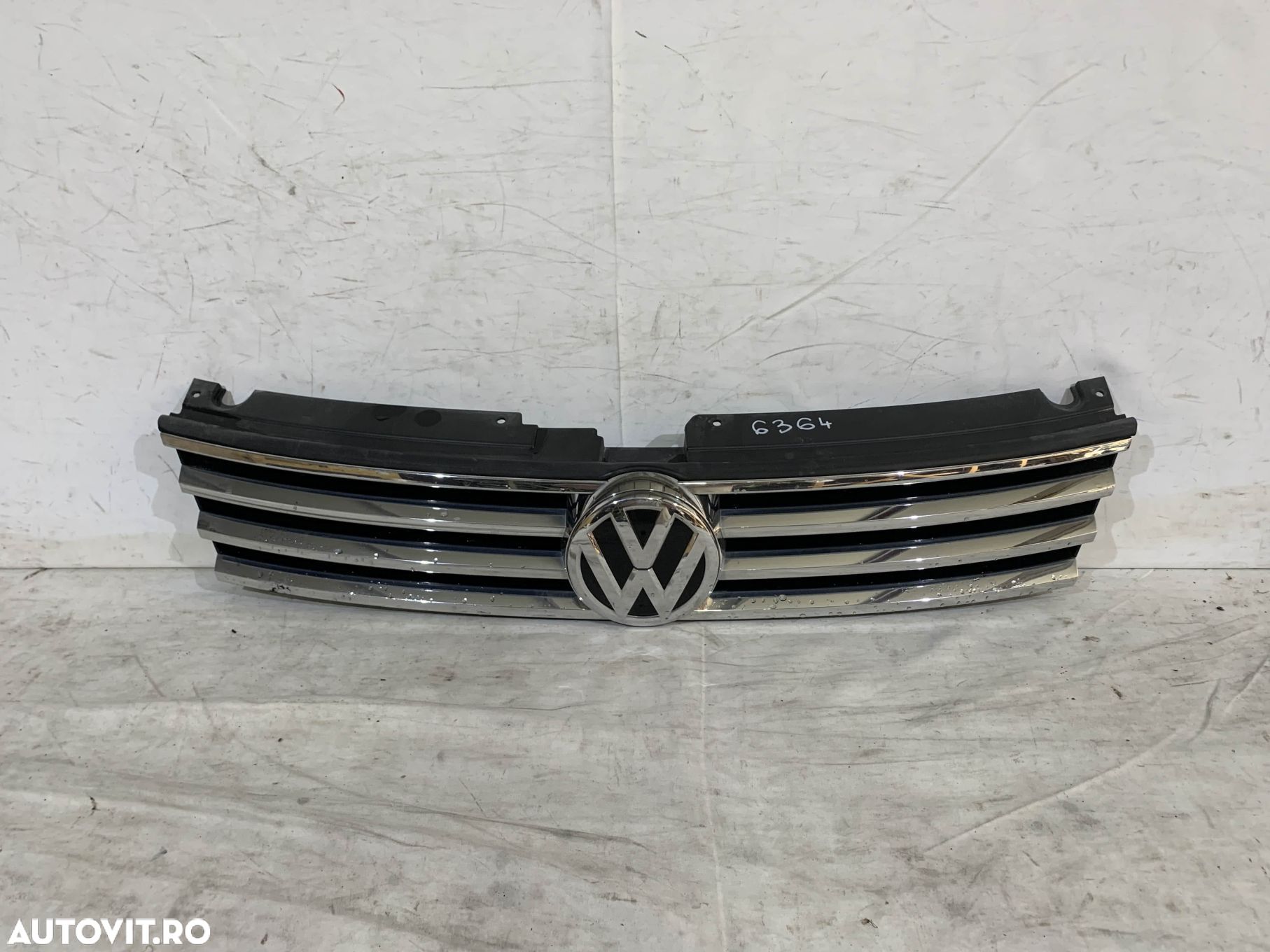 Grila radiator, VW Touareg, 2015, 2016, 2017, 2018, cod origine OE 7P6853651L. - 1