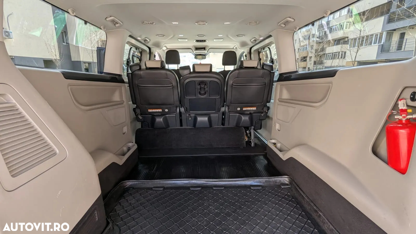 Ford Tourneo Custom Bus 320 2.0 EcoBlue 185 CP L2H1 Titanium X Aut. - 26
