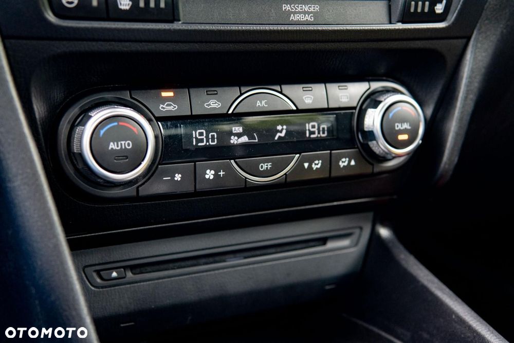 Mazda 3 2.0 Skyenergy - 21