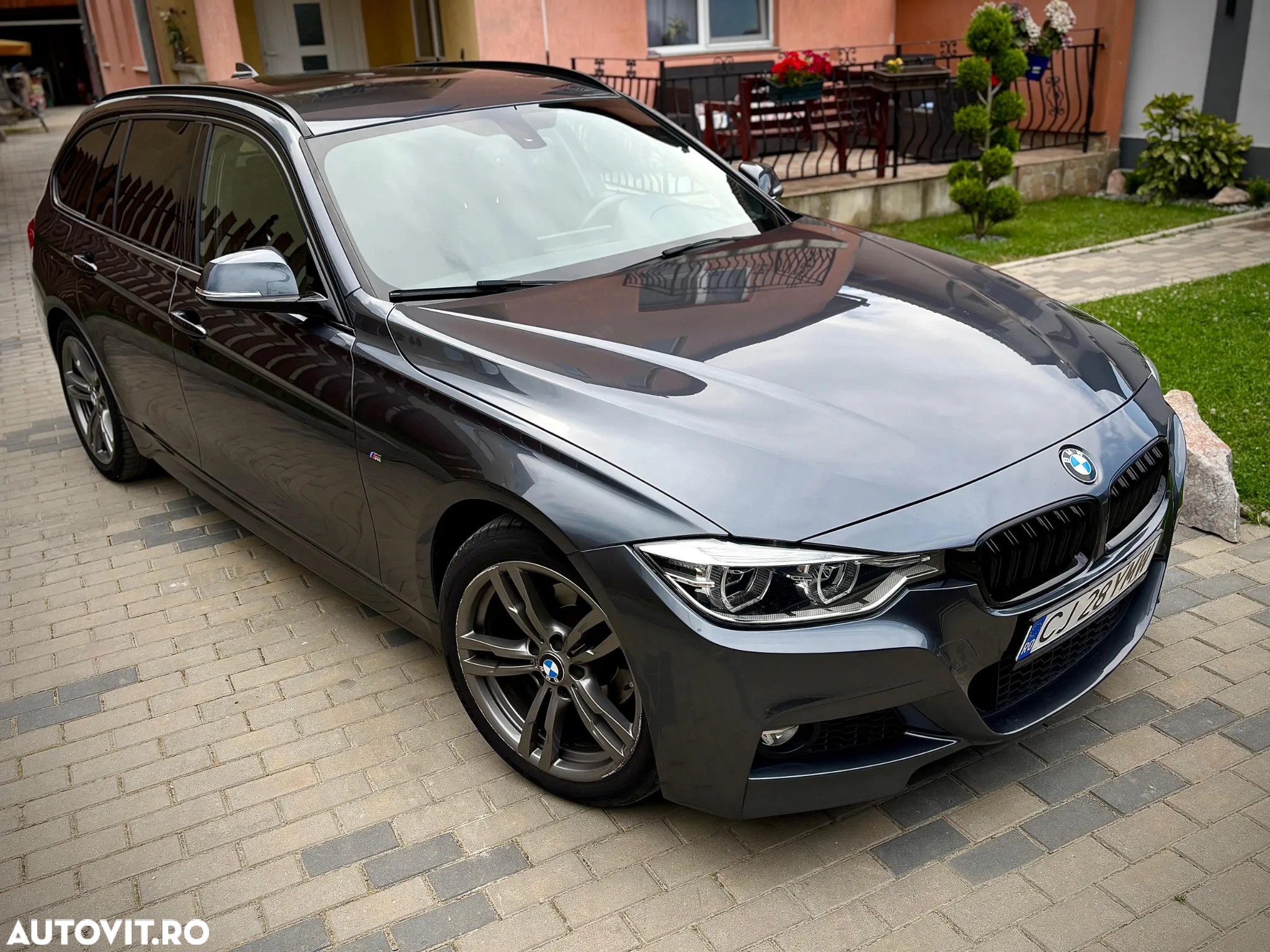 BMW Seria 3 318d Touring Aut. M Sport - 22