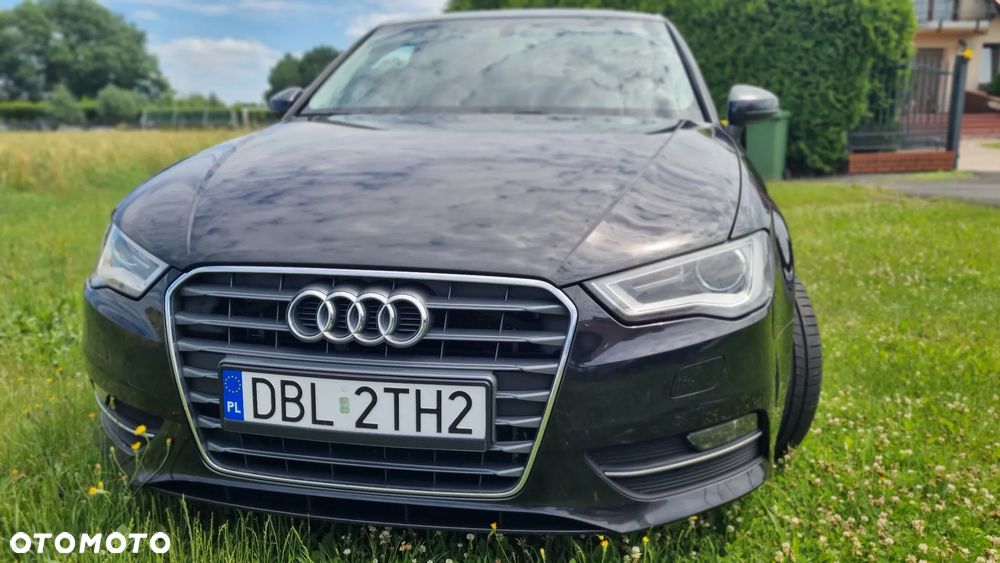 Audi A3 3-drzwiowe 1.6 TDI Attraction - 1