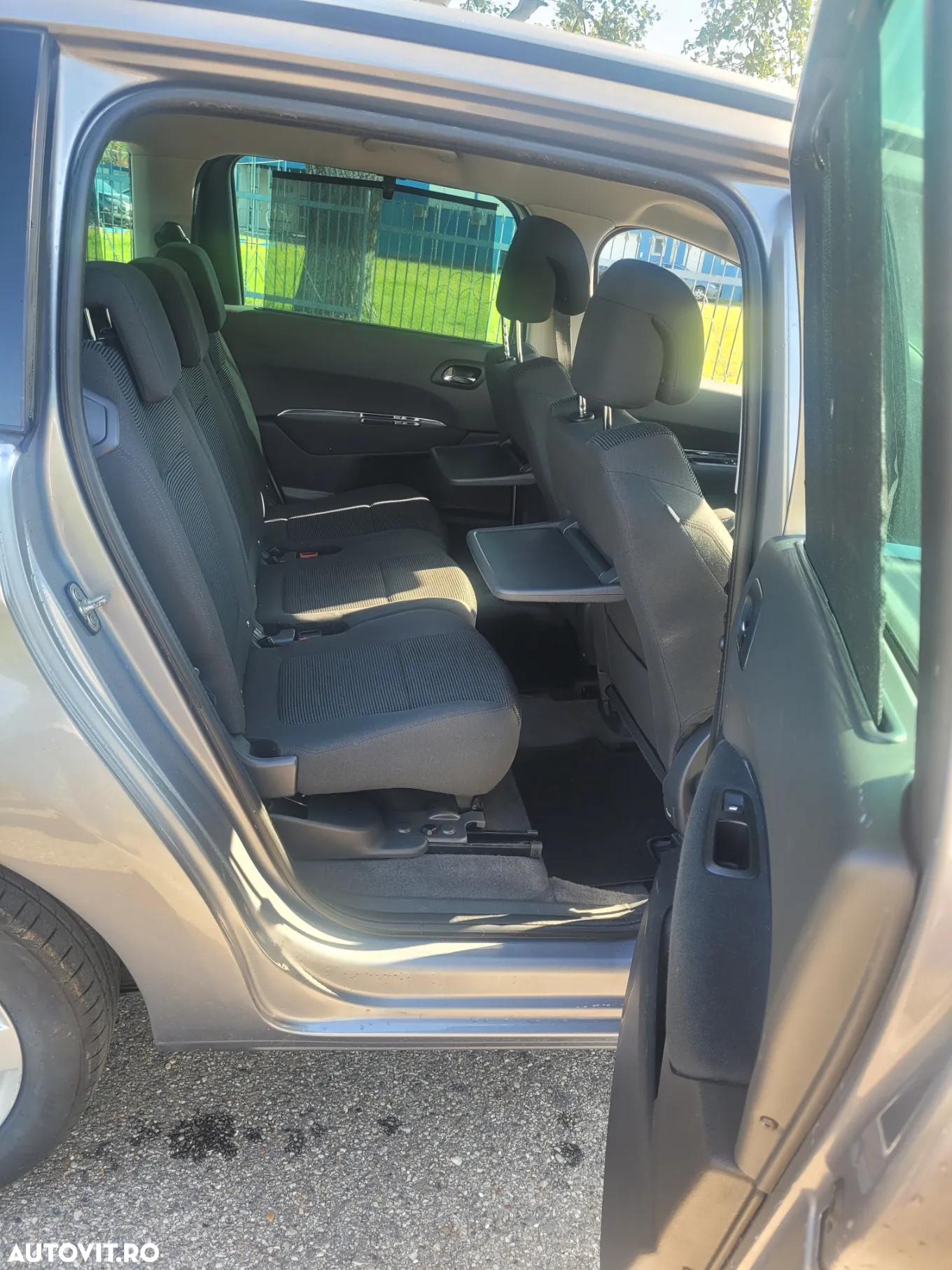 Peugeot 5008 1.6 HDI FAP Access - 17