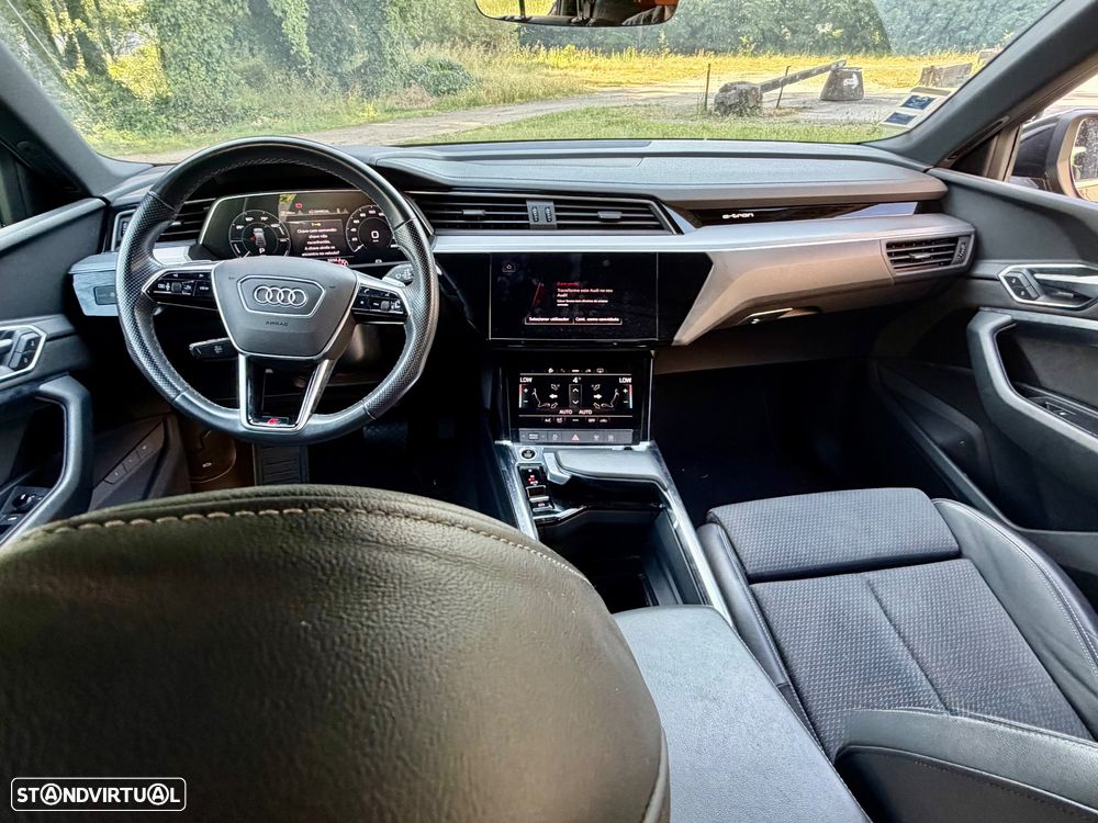 Audi e-tron 55 quattro S line - 33