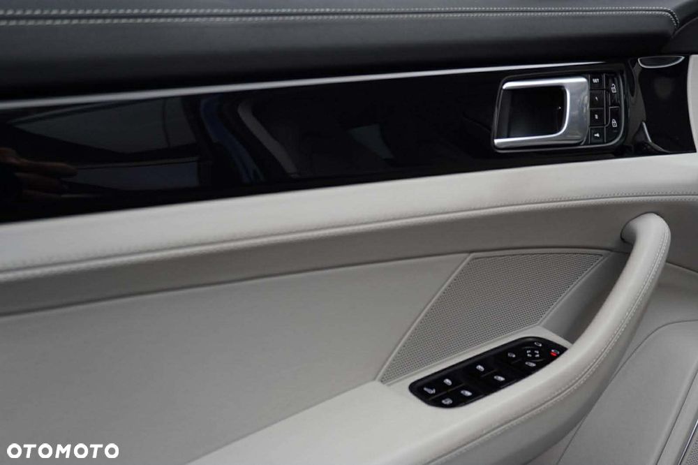 Porsche Panamera 4S E-Hybrid - 19