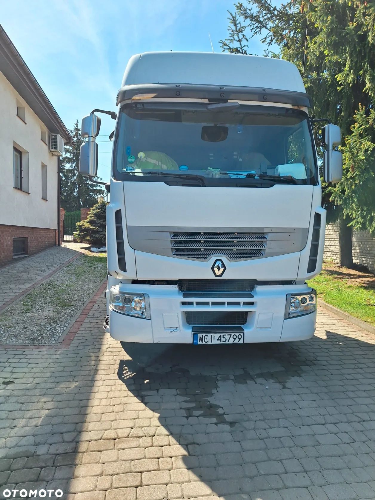 Renault premium - 1