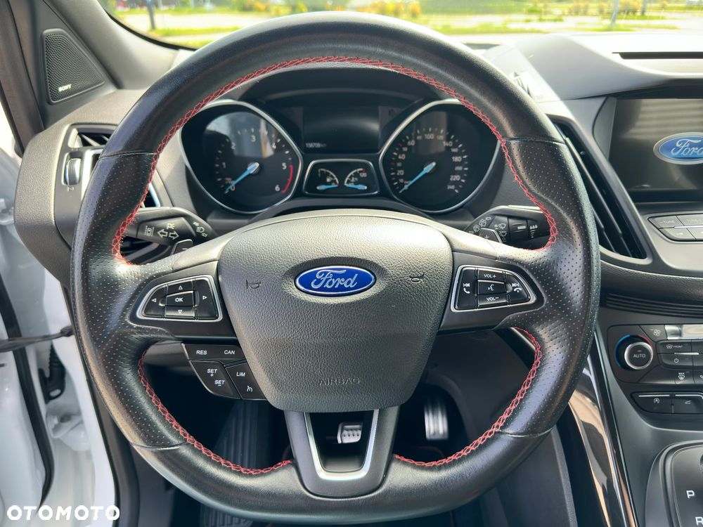 Ford Kuga 2.0 TDCi 4x4 ST-Line - 18