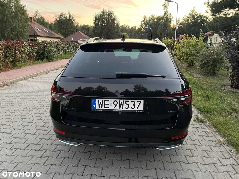 Skoda Superb 2.0 TDI SCR 4x4 Sportline DSG - 4