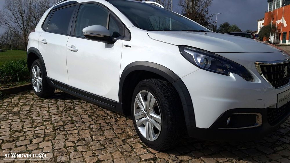 Peugeot 2008 1.5 BlueHDi Signature - 10