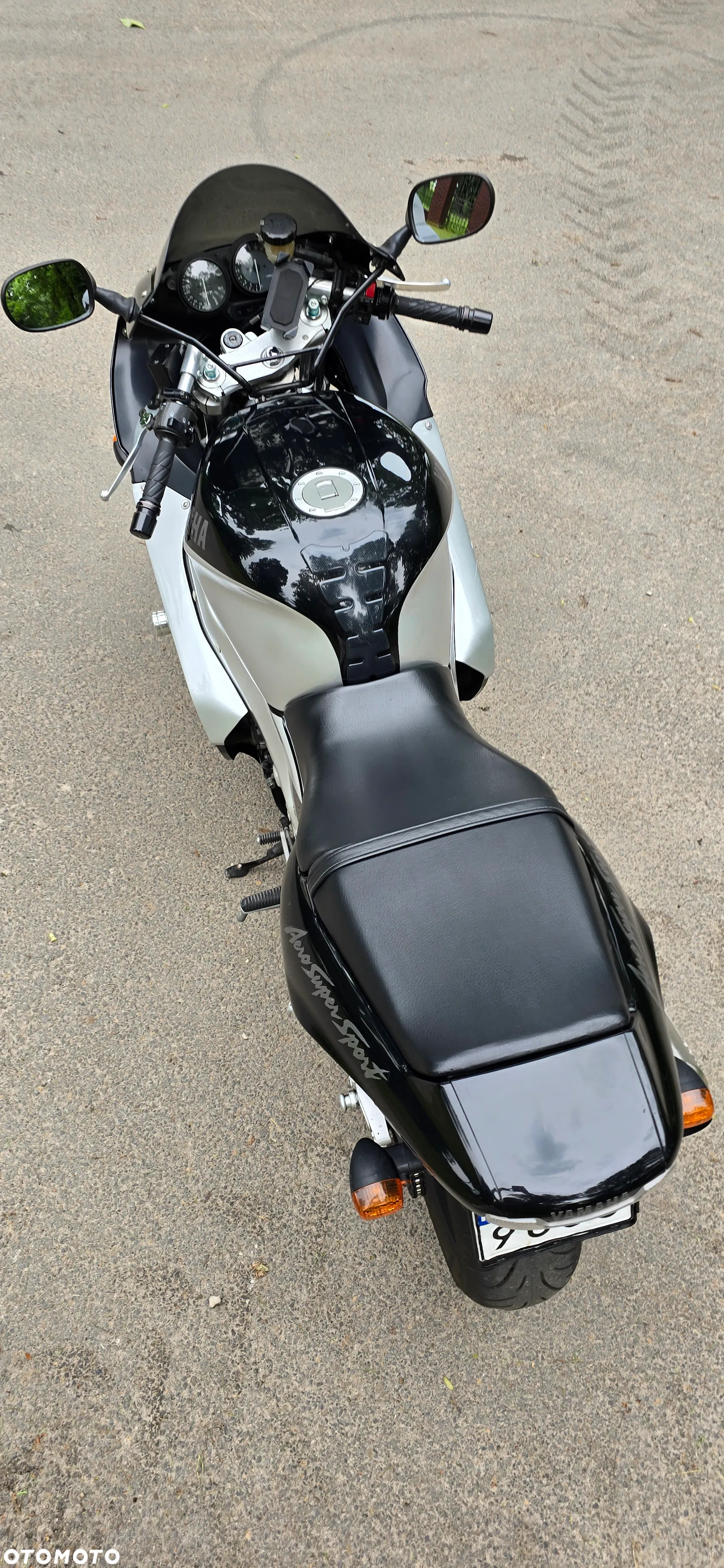 Yamaha Inny - 18