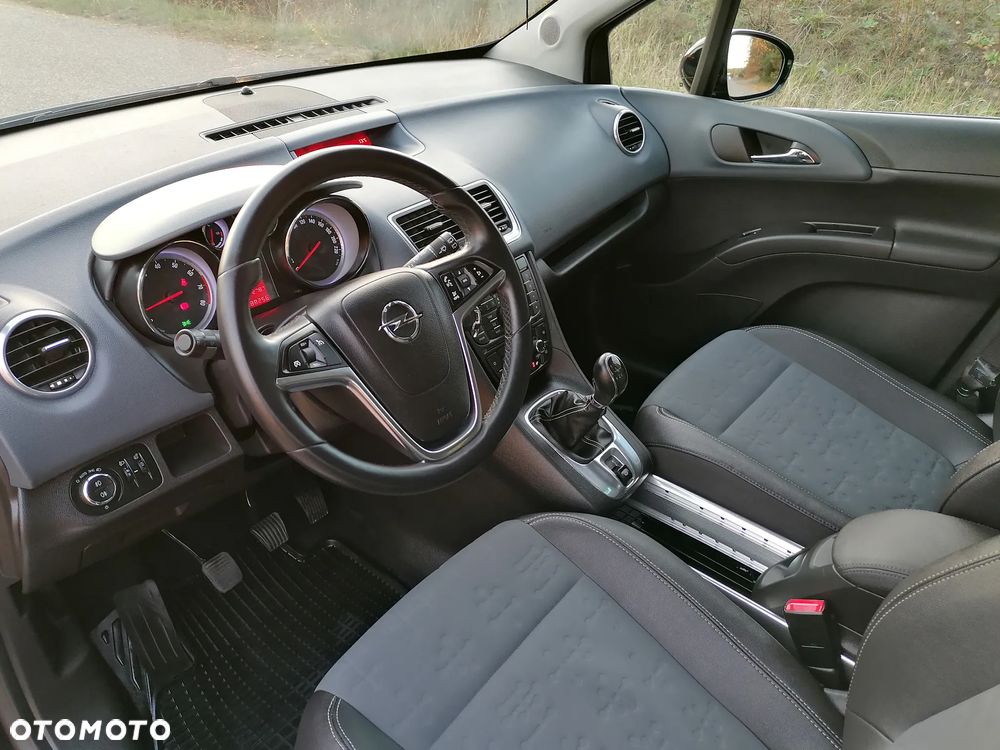 Opel Meriva - 9