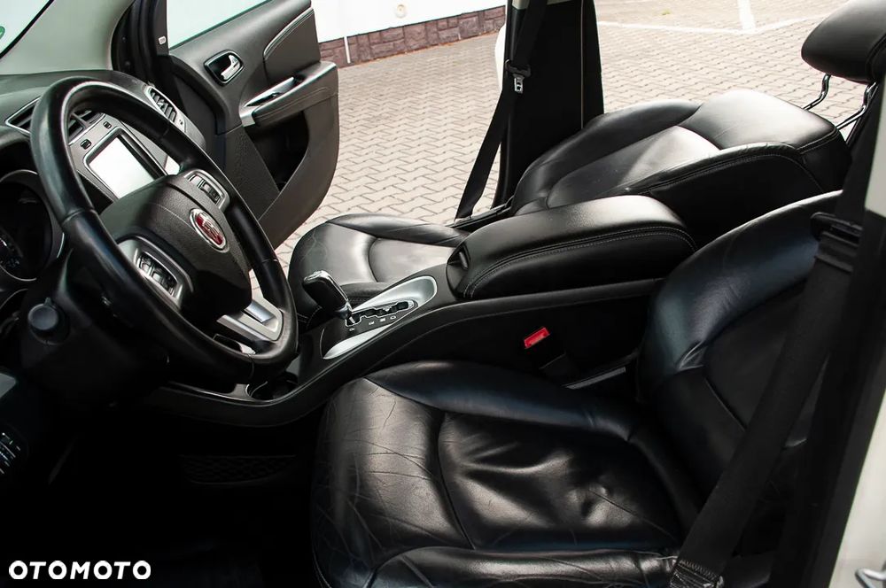 Fiat Freemont 2.0 Multijet Black Code AWD - 26