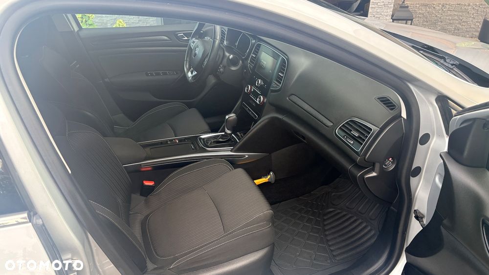 Renault Megane 1.5 dCi Limited EDC - 16