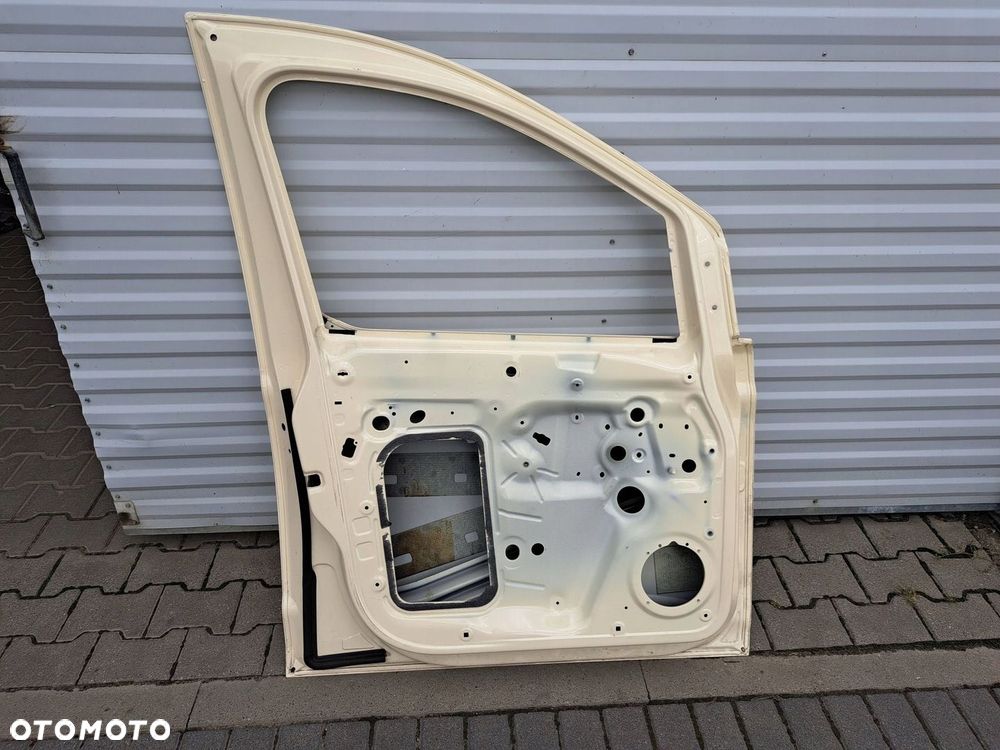 DRZWI PRZEDNIE LEWE PRZÓD Volkswagen Caddy 2K7 - 6
