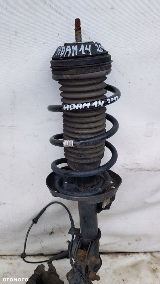 zwrotnica amortyzator lewa przód Opel Adam 1.4 - 3