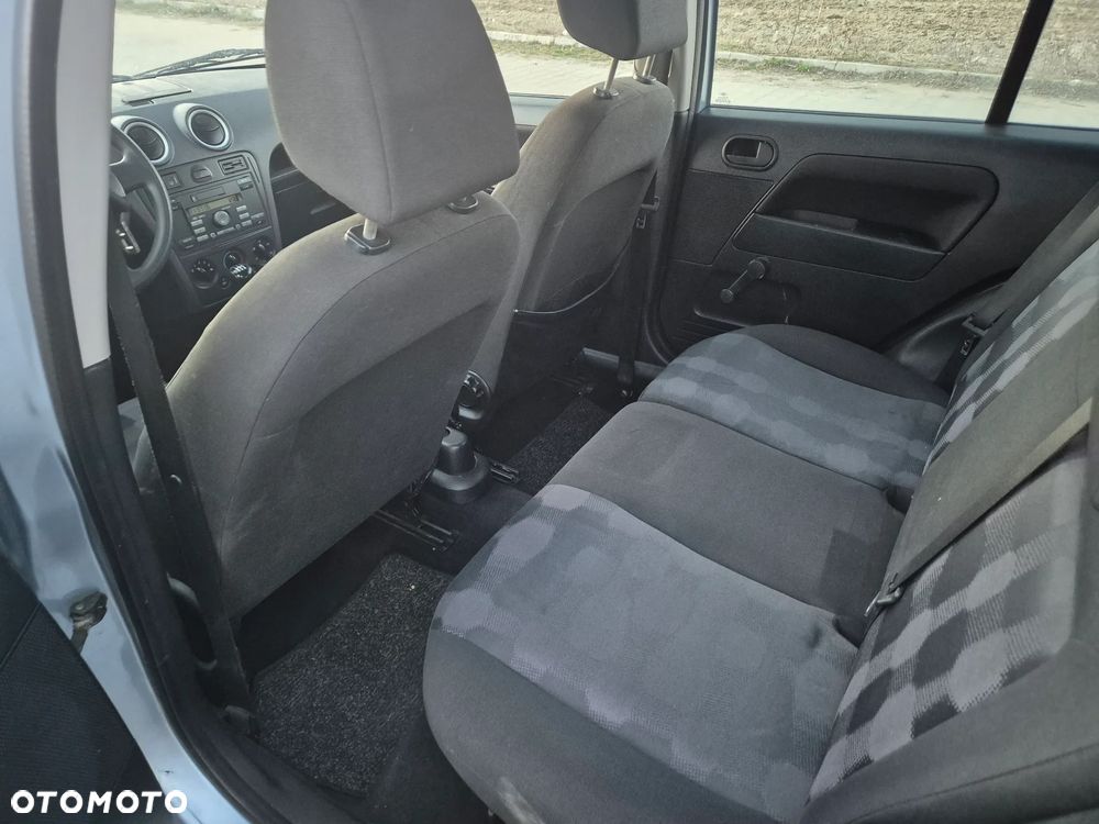 Ford Fusion 1.4 Trend - 13