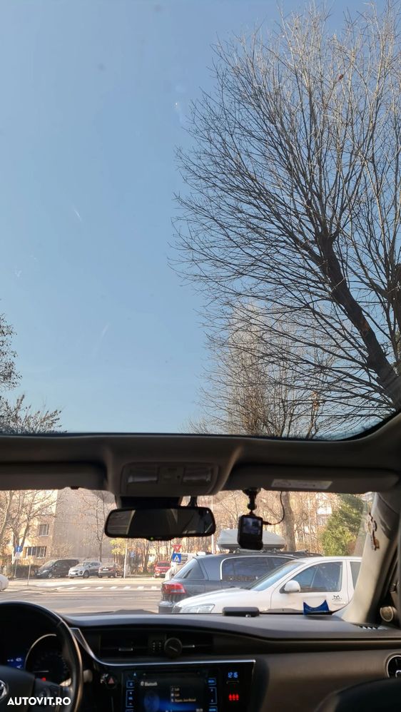 Toyota Auris ver-1-8-l-vvt--i-hsd-sol-plus - 14