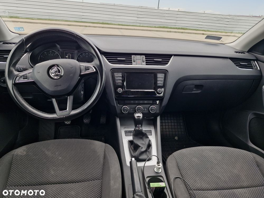 Skoda Octavia - 8