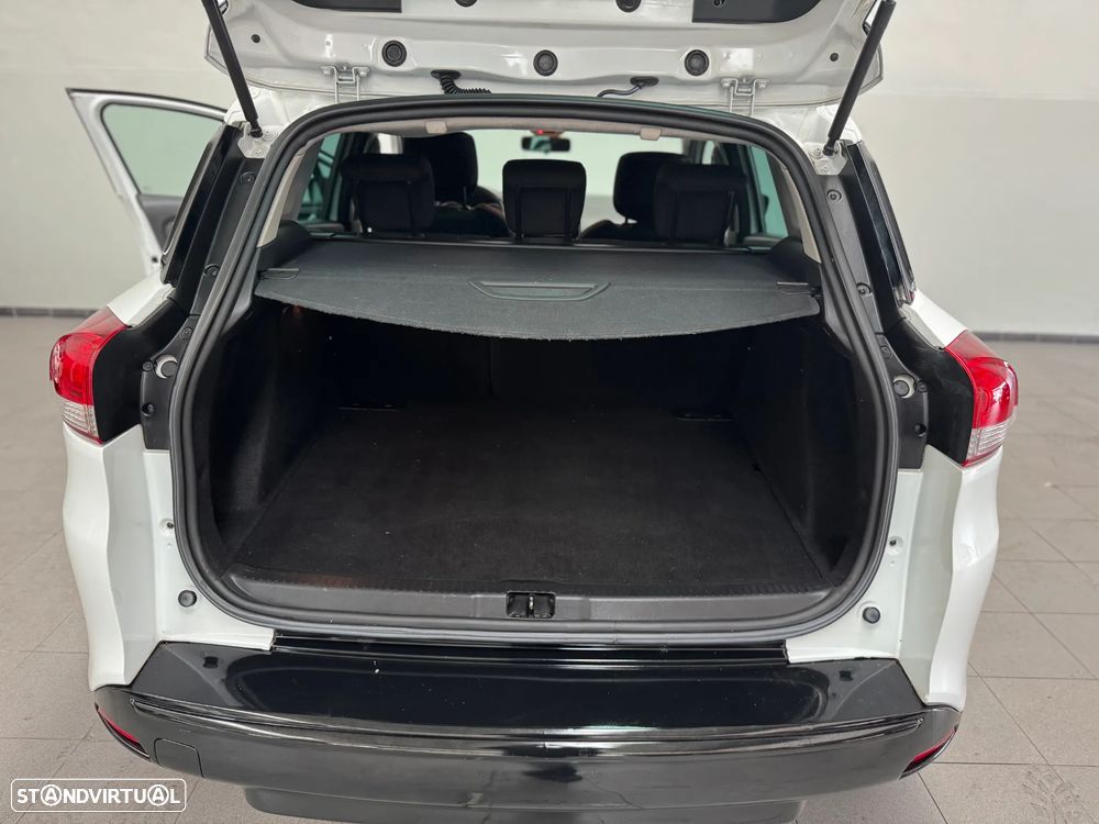 Renault Clio Sport Tourer Energy dCi 90 Start & Stop LIMITED - 25