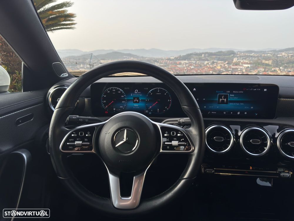 Mercedes-Benz CLA 180 d 7G-DCT Progressive - 9