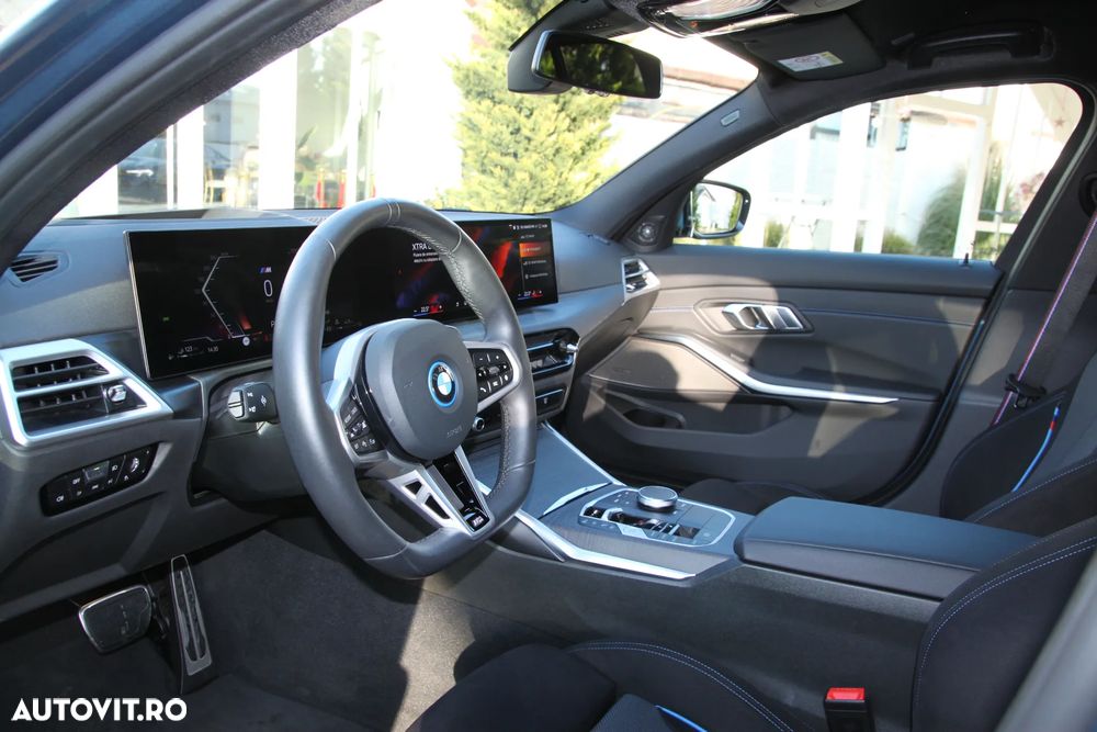 BMW Seria 3 330e xDrive AT PHEV - 17