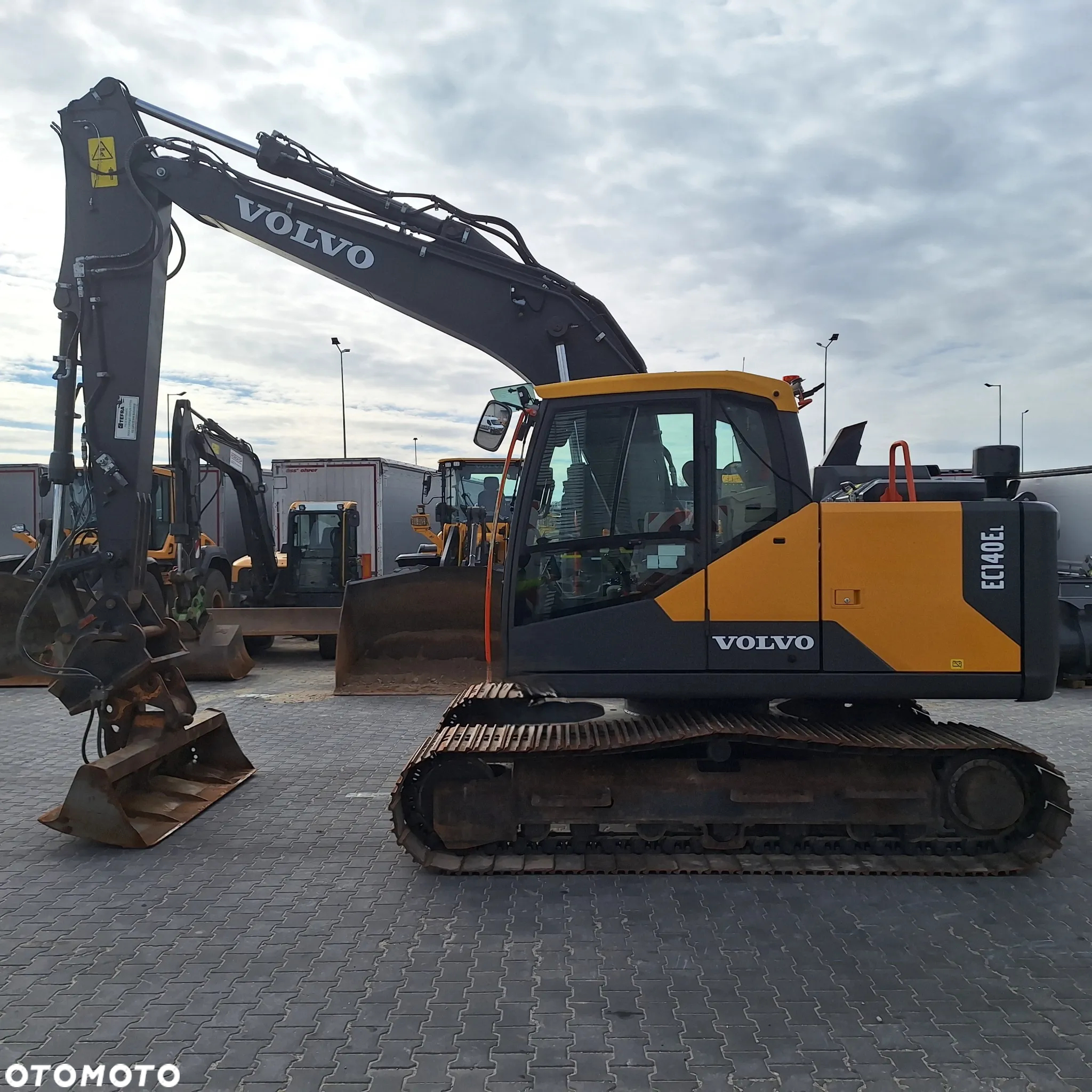 Volvo EC140EL - 8