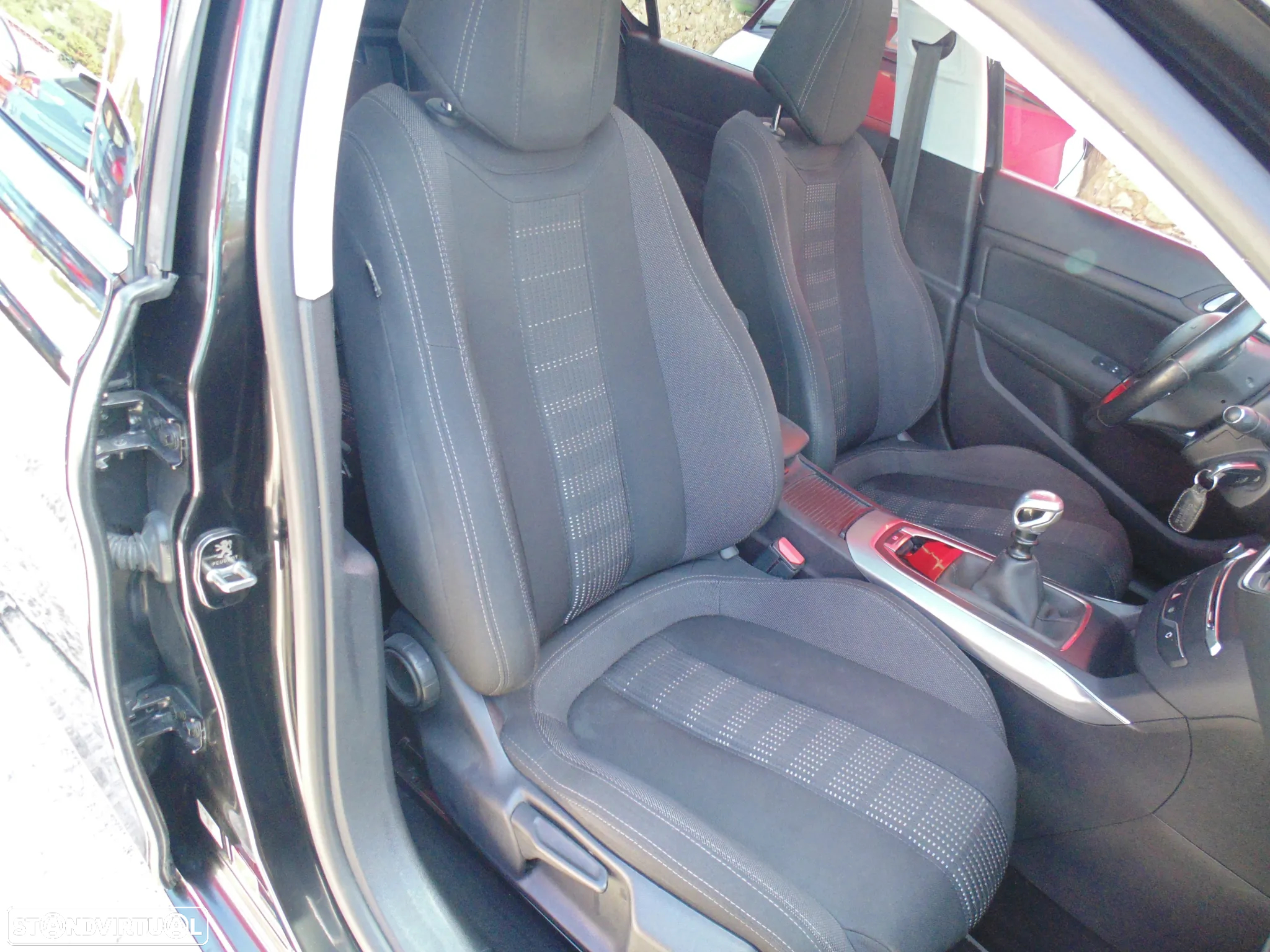 Peugeot 308 1.6 BlueHDi Allure J17 - 17