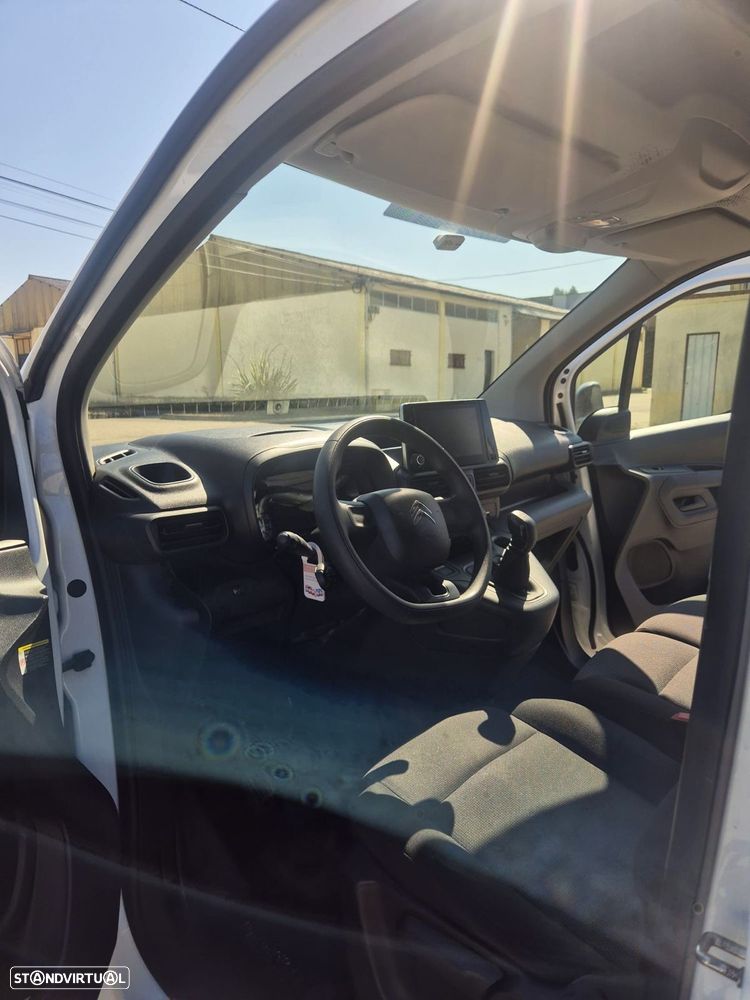 Citroën Berlingo 1.5 blue HDI M FEEL - 11