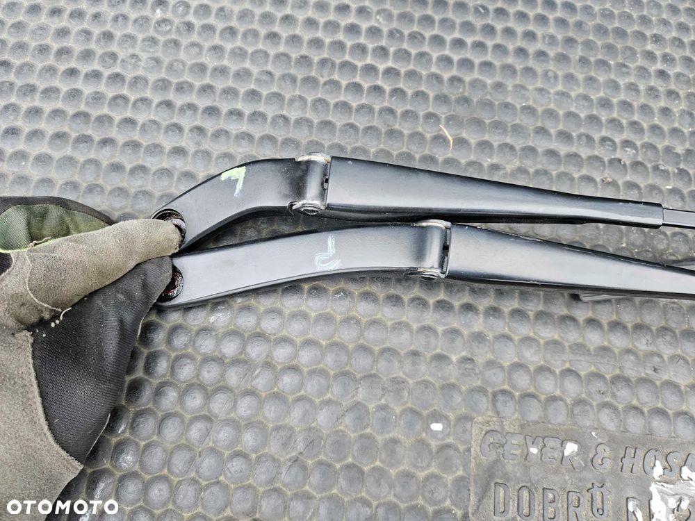 Ramiona 8K1955407 8K1955408 Ramie Wycieraczki Przod Przednie Europa Komplet Audi A4 B8 A5 - 10