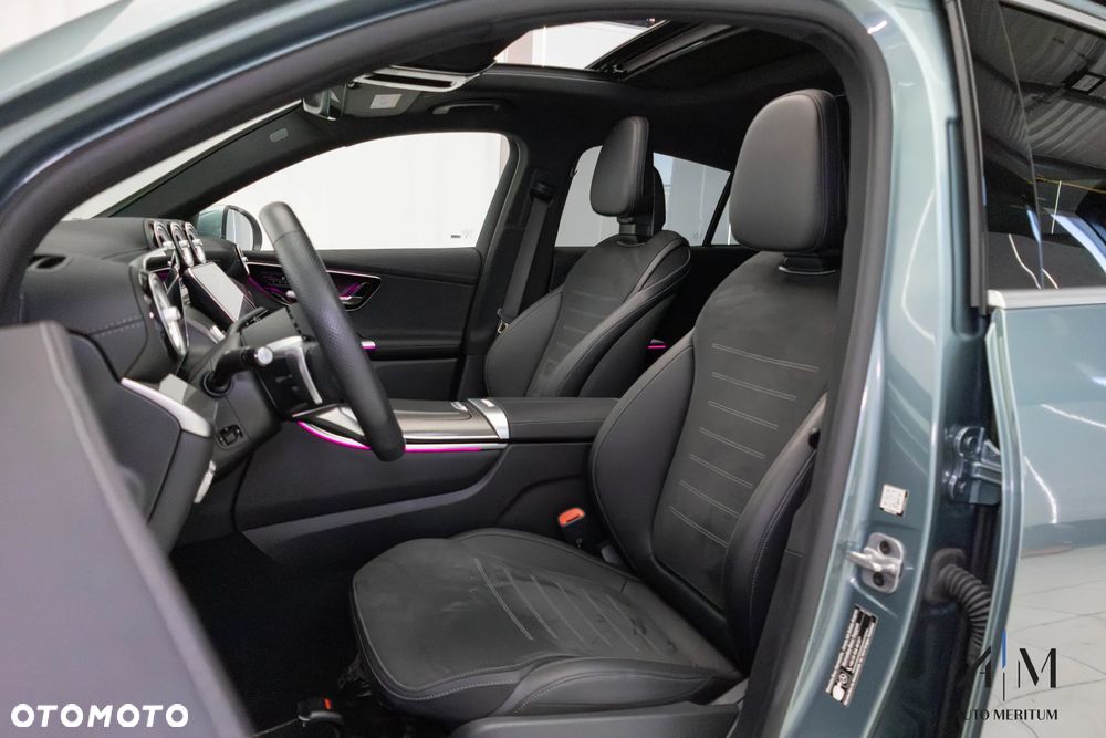 Mercedes-Benz GLC 300 e PHEV 4-Matic AMG Line - 18