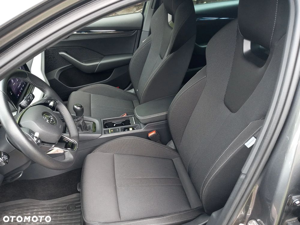 Skoda Octavia 1.5 TSI ACT Style - 29