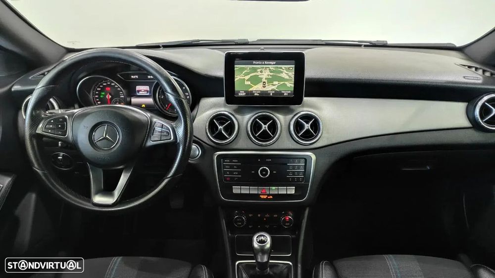 Mercedes-Benz CLA 200 - 8