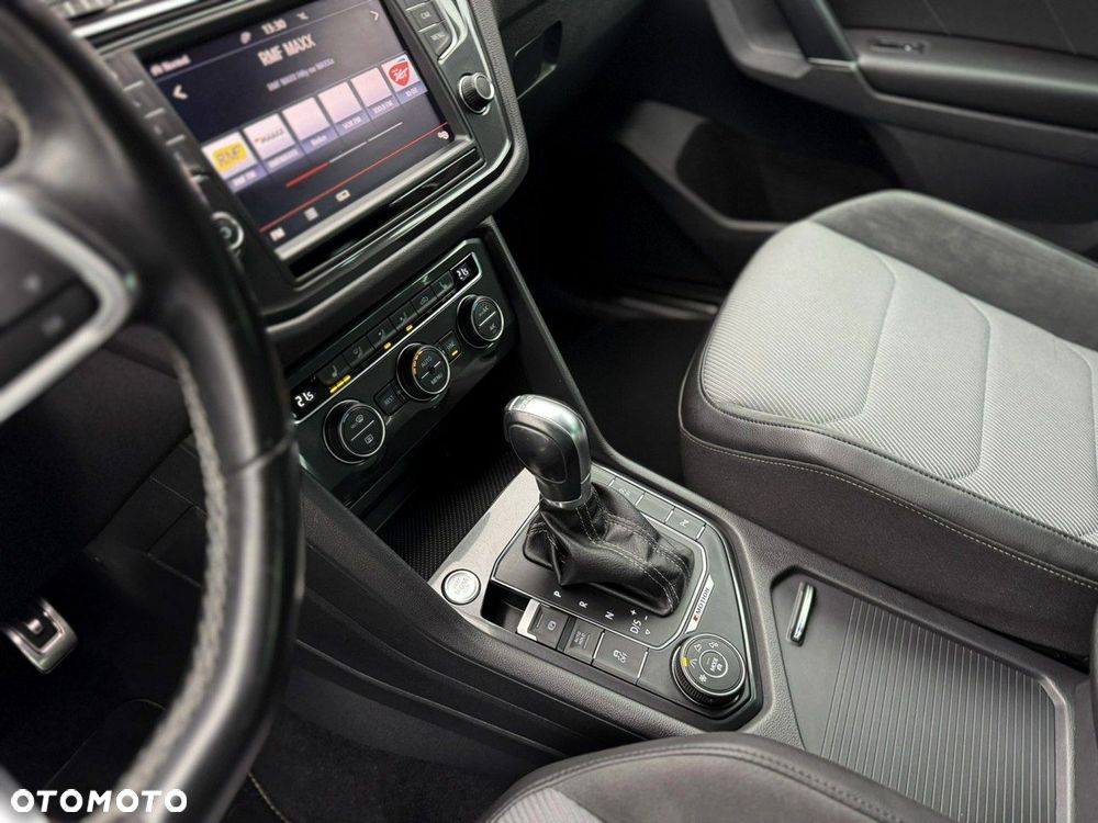 Volkswagen Tiguan 2.0 TSI 4Mot Perfectline R-Style DSG - 24
