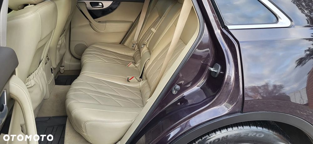 Infiniti FX FX30d S Premium - 14