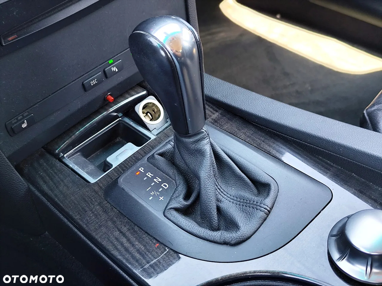 BMW Seria 5 545i - 18