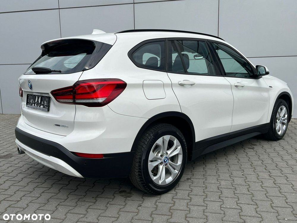 BMW X1 xDrive25e Advantage - 9
